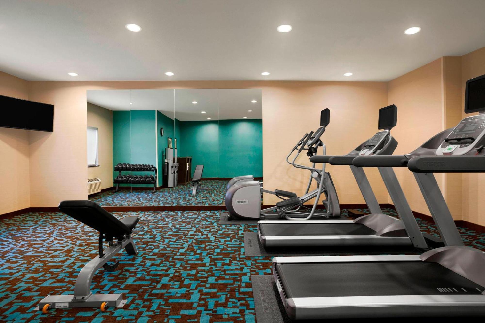 Fairfield Inn & Suites Lansing West Delta Center Township Esterno foto
